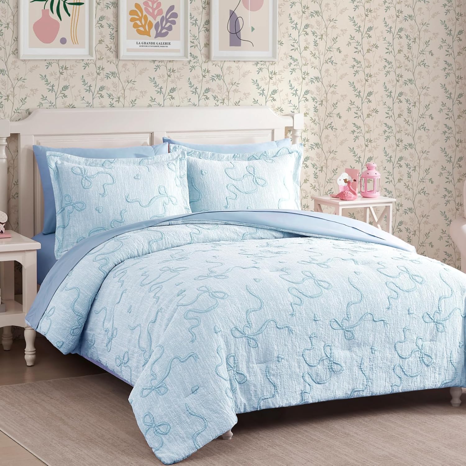 Catami Pom Tufted Comforter Set