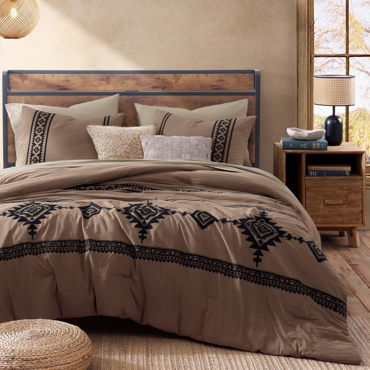 Melex Embroidery Comforter Set