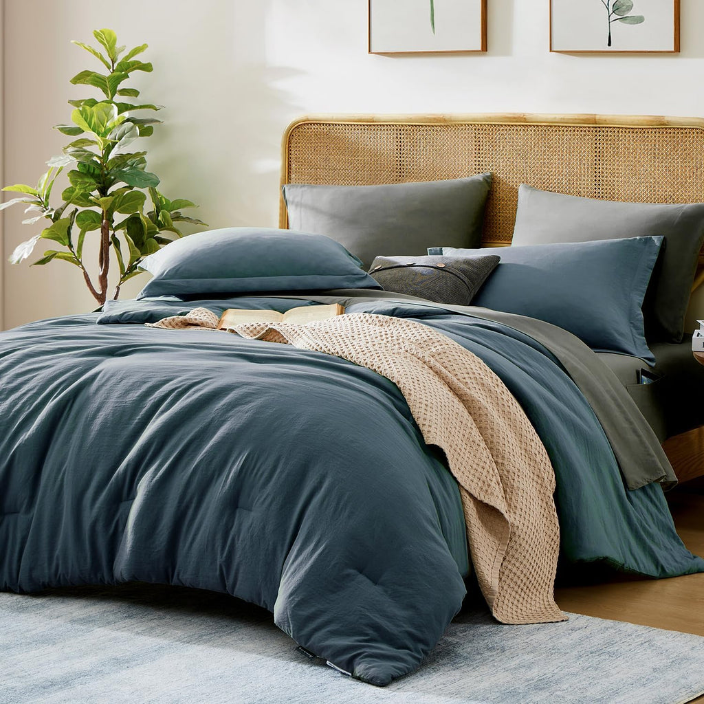 Prewashed fabric 7-piece Bed in a Bag Comforter Set