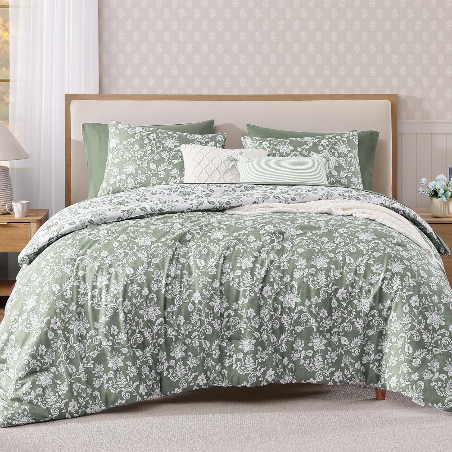 Botanical Flowers Comforter Set