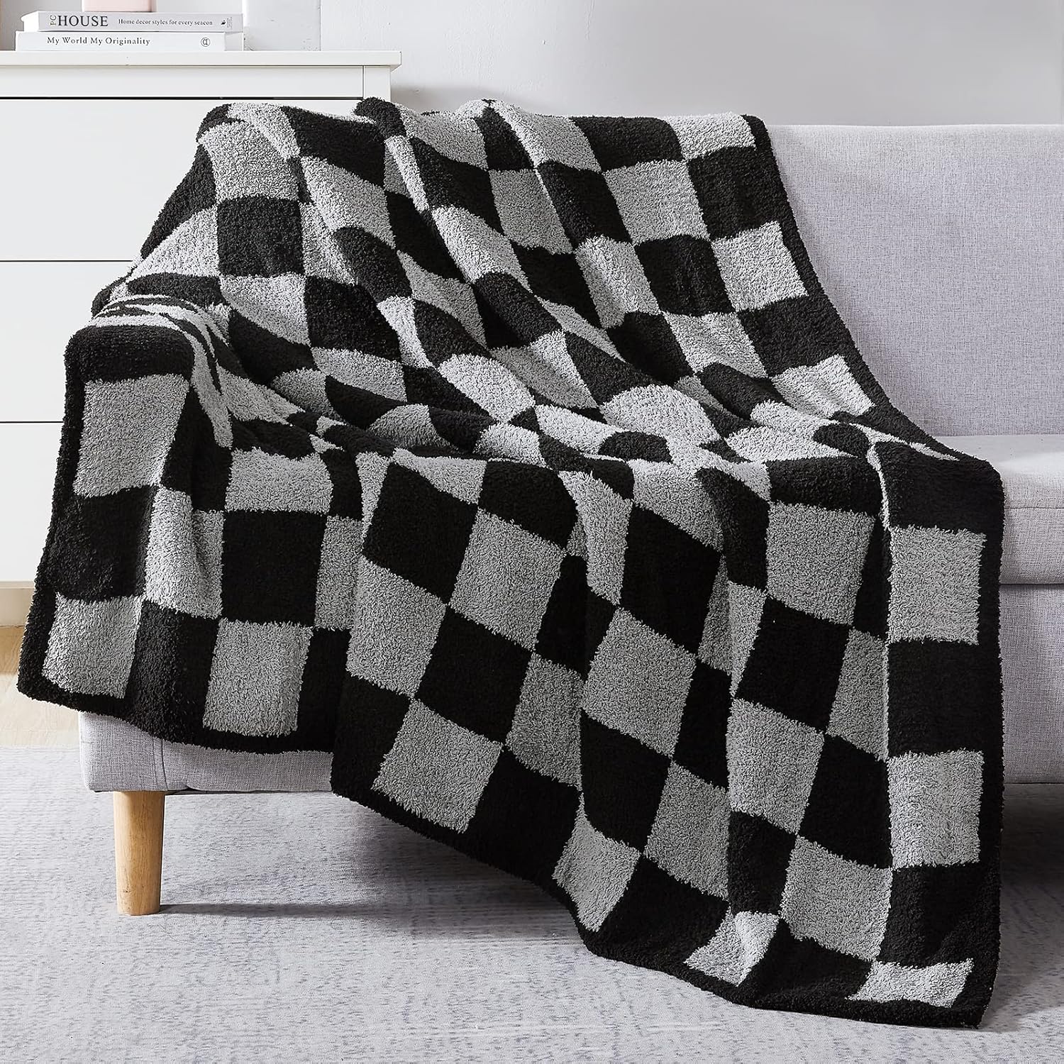 Melex Checkered Throw Blanket