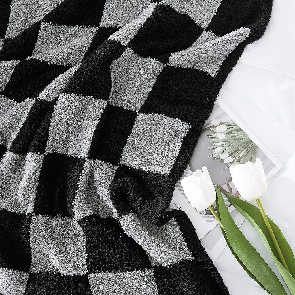 Melex Checkered Throw Blanket