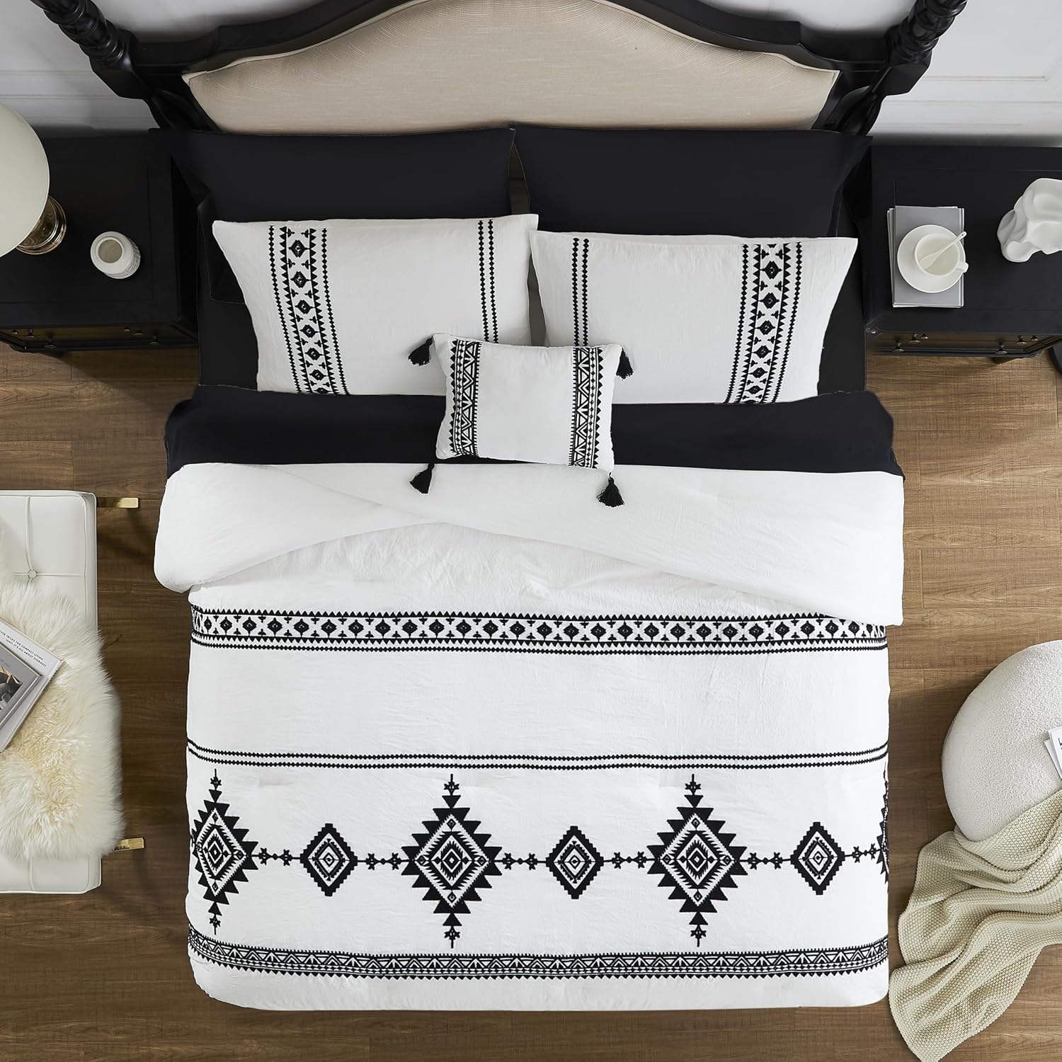 Melex Embroidery Comforter Set