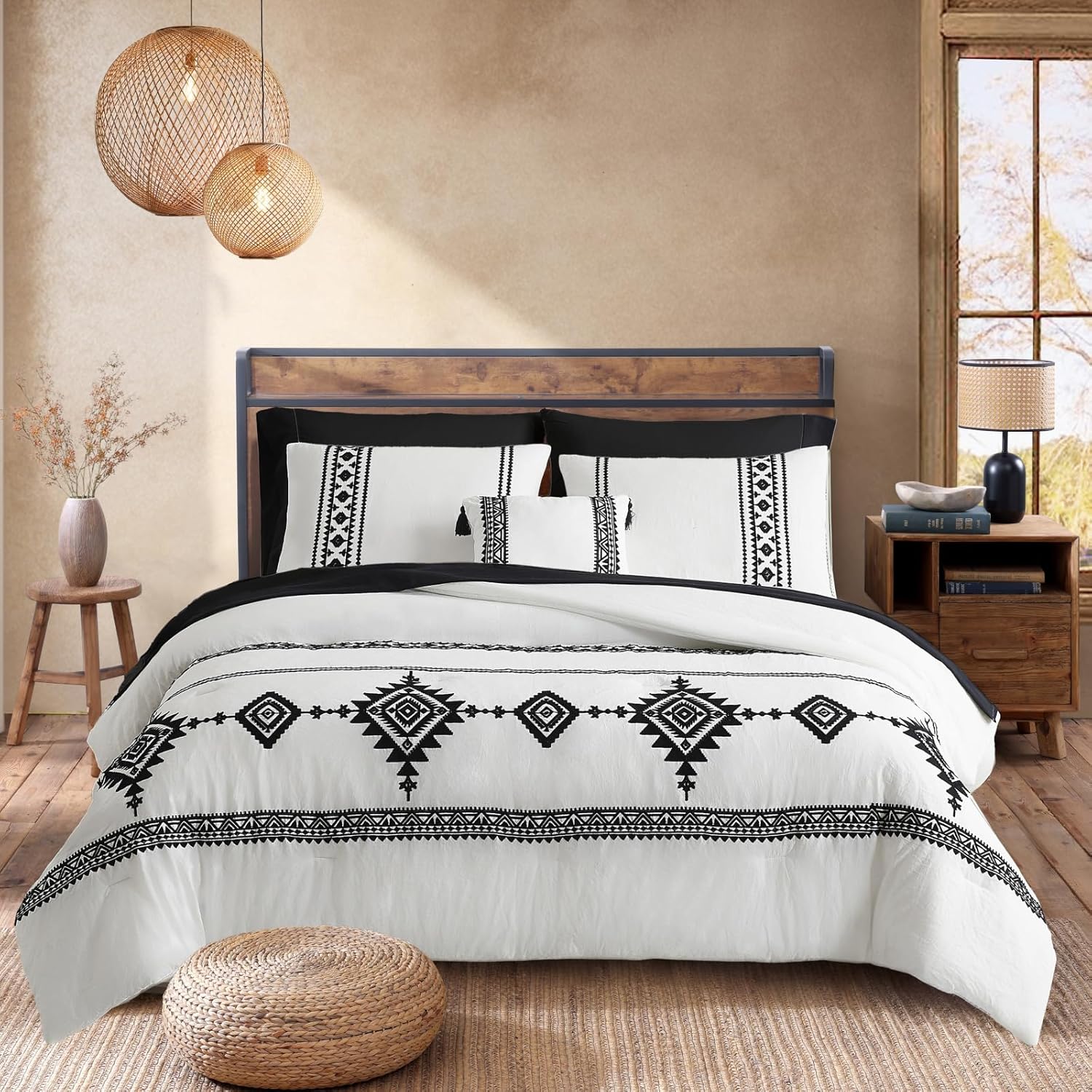 Melex Embroidery Comforter Set