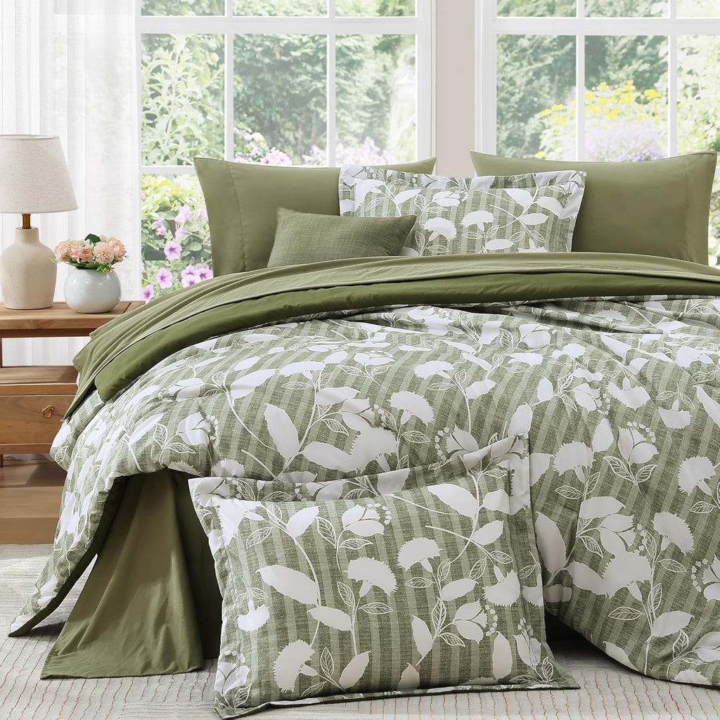 Botanical Flowers Comforter Set
