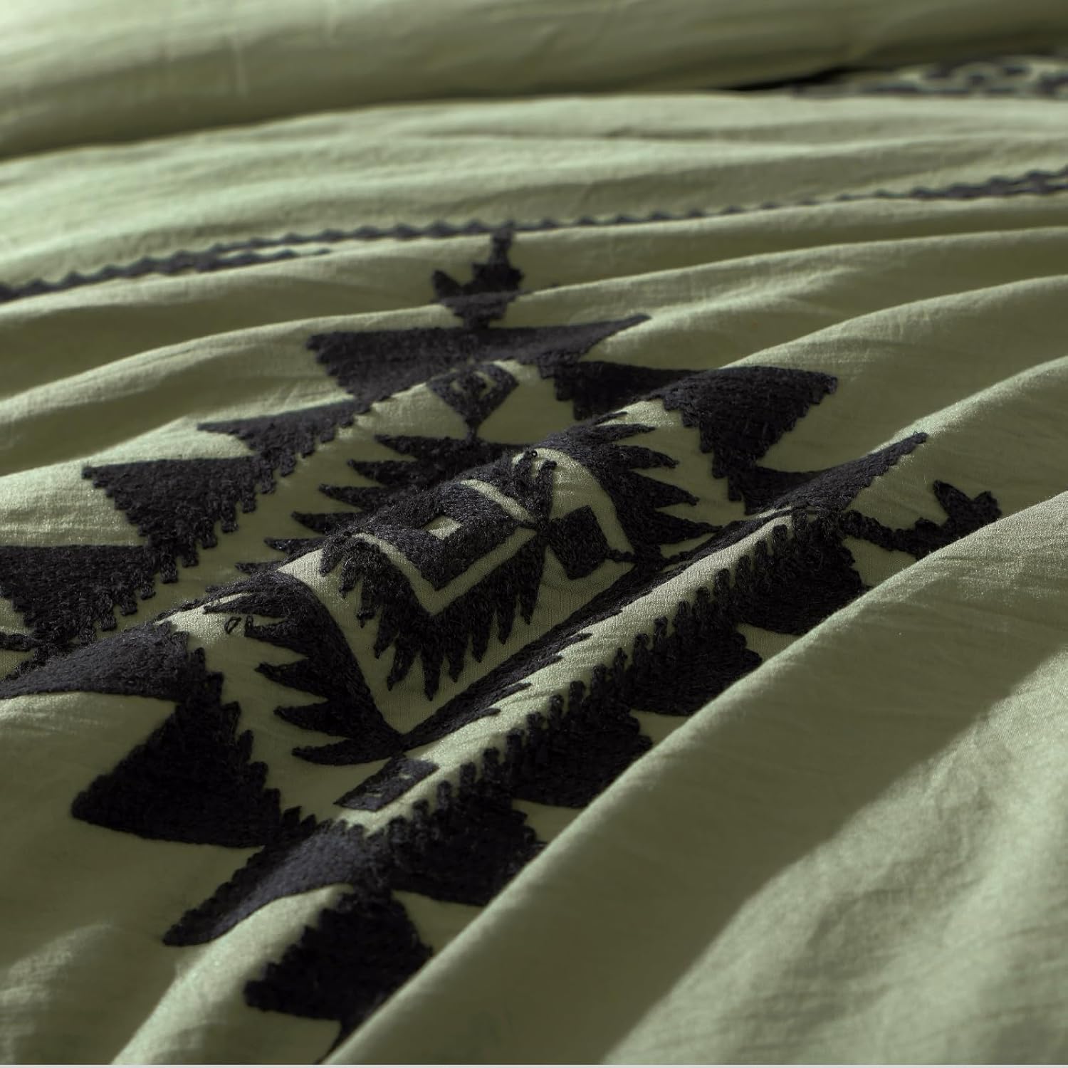 Melex Embroidery Comforter Set